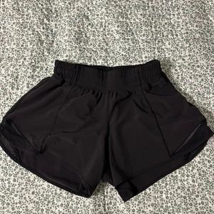 Lululemon Hotty Hot shorts